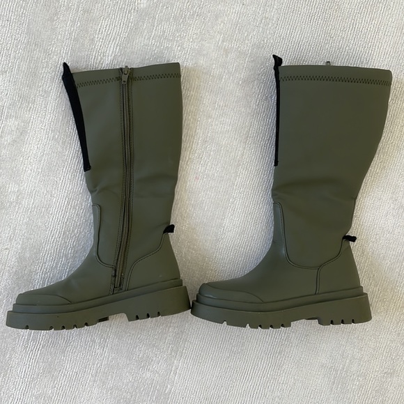 ZARA KIDS all weather insulated boots - worn once! No returns. - Picture 2 of 5